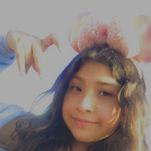 Meet your Posher, Bella